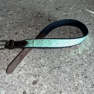 Vineyard Vines Shark Belt